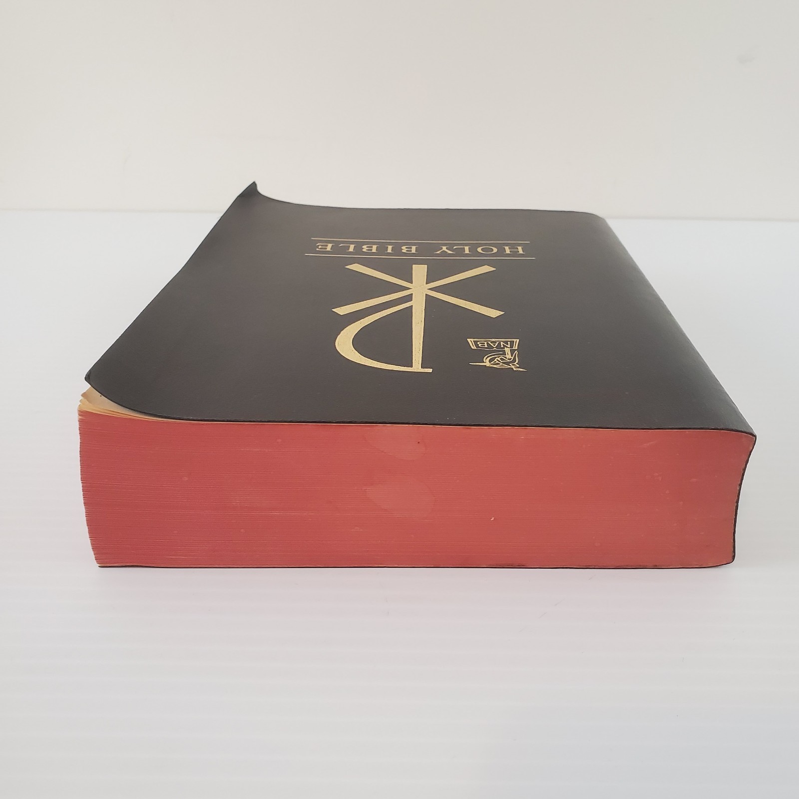 The New American Bible Catholic Press World 1971 Softcover Black Holy Bible