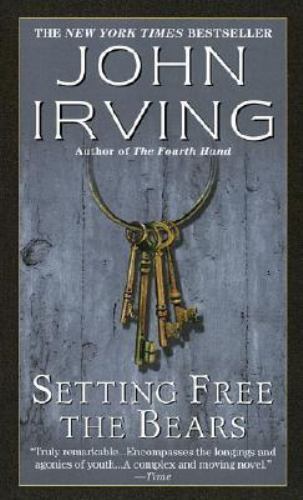 Setting Free the Bears – John Irving, 9780345367419, paperback
