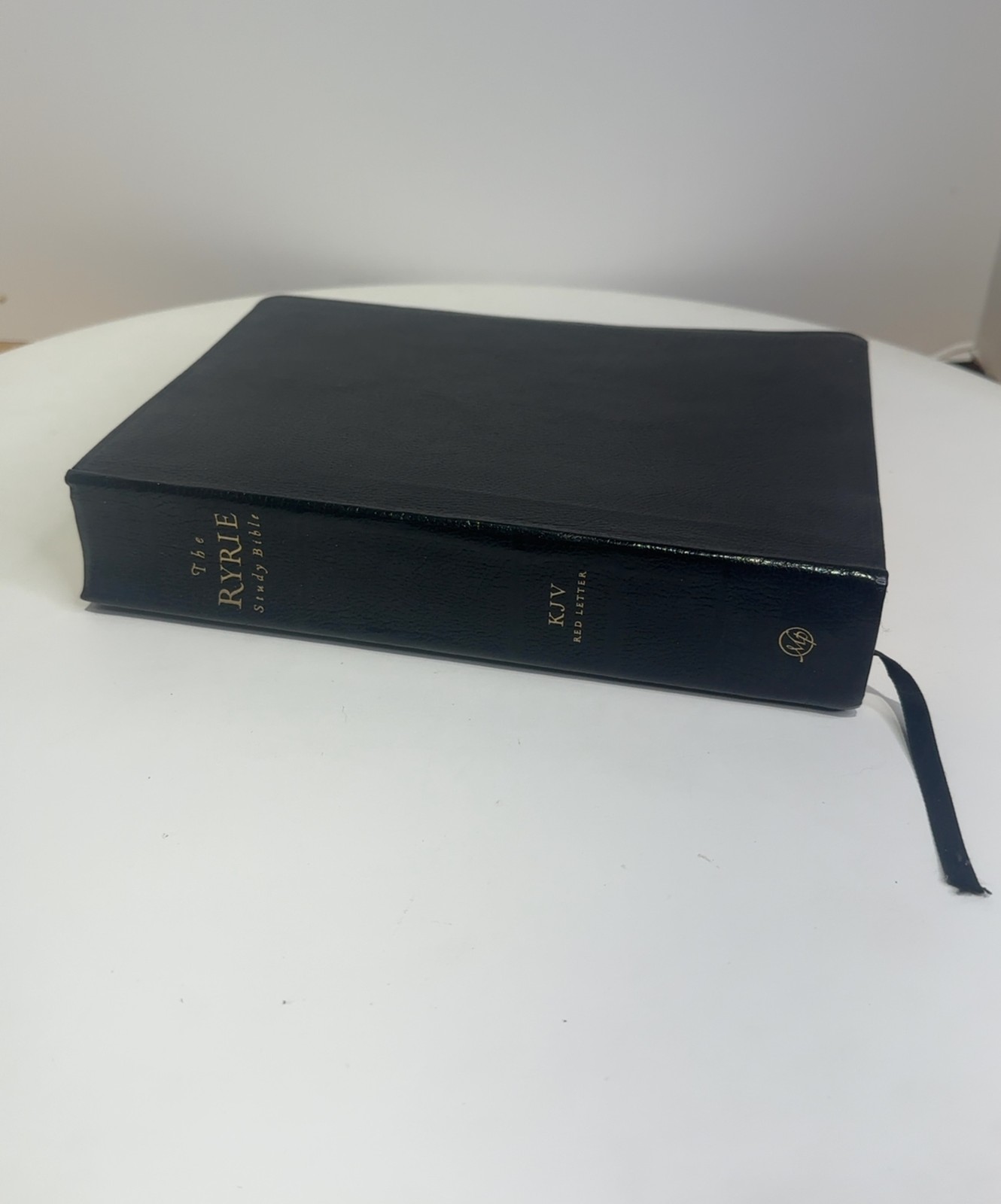 The Ryrie KJV Study Bible Bonded Leather Black Red Letter (Kin…