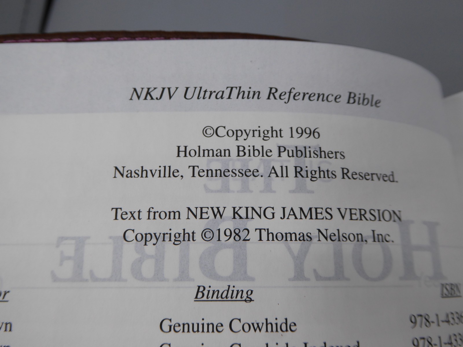 NKJV Ultrathin Reference Bible, Brown/Pink LeatherTouch with Magnetic Flap
