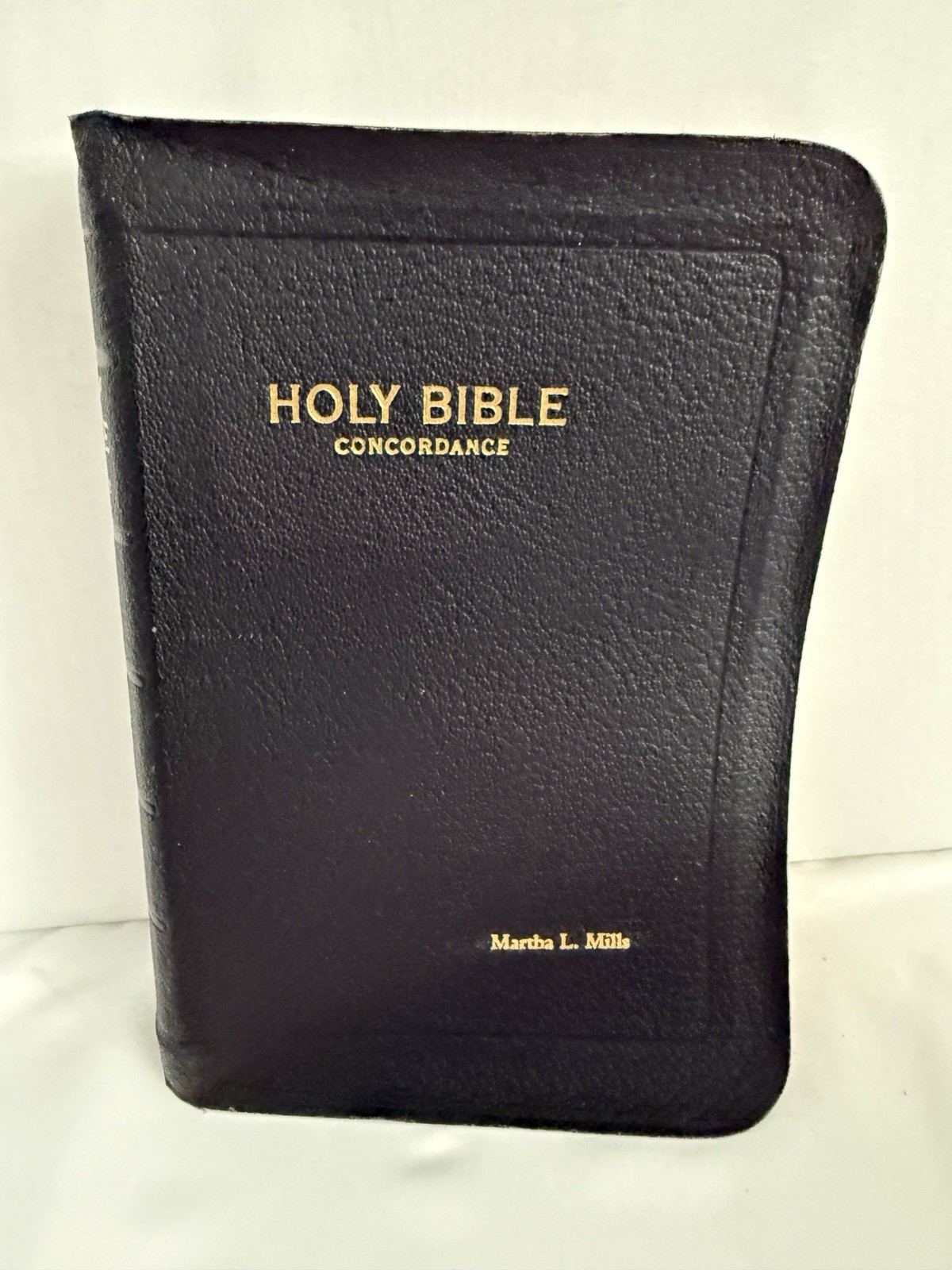 Holy Bible World 1945 KJV Red Letter Edition Genuine Leather Black