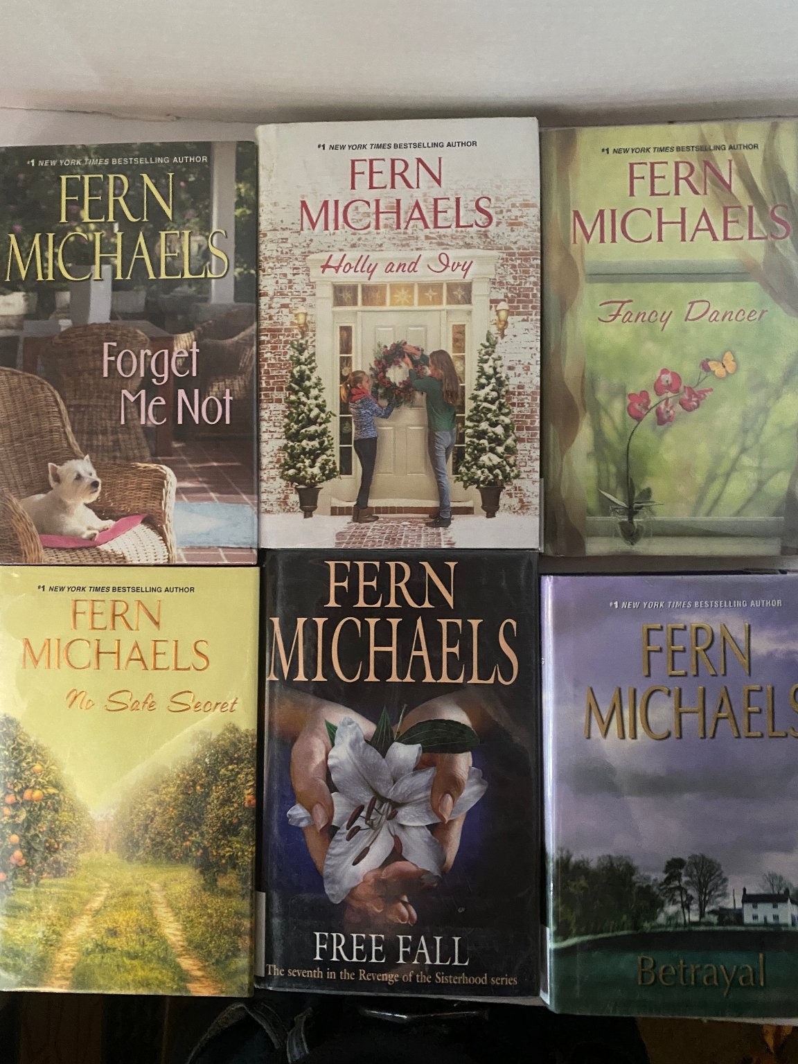 Fern Michaels 6 Book Lot: Forget Me Not, Holly & Ivy, Romance Suspense