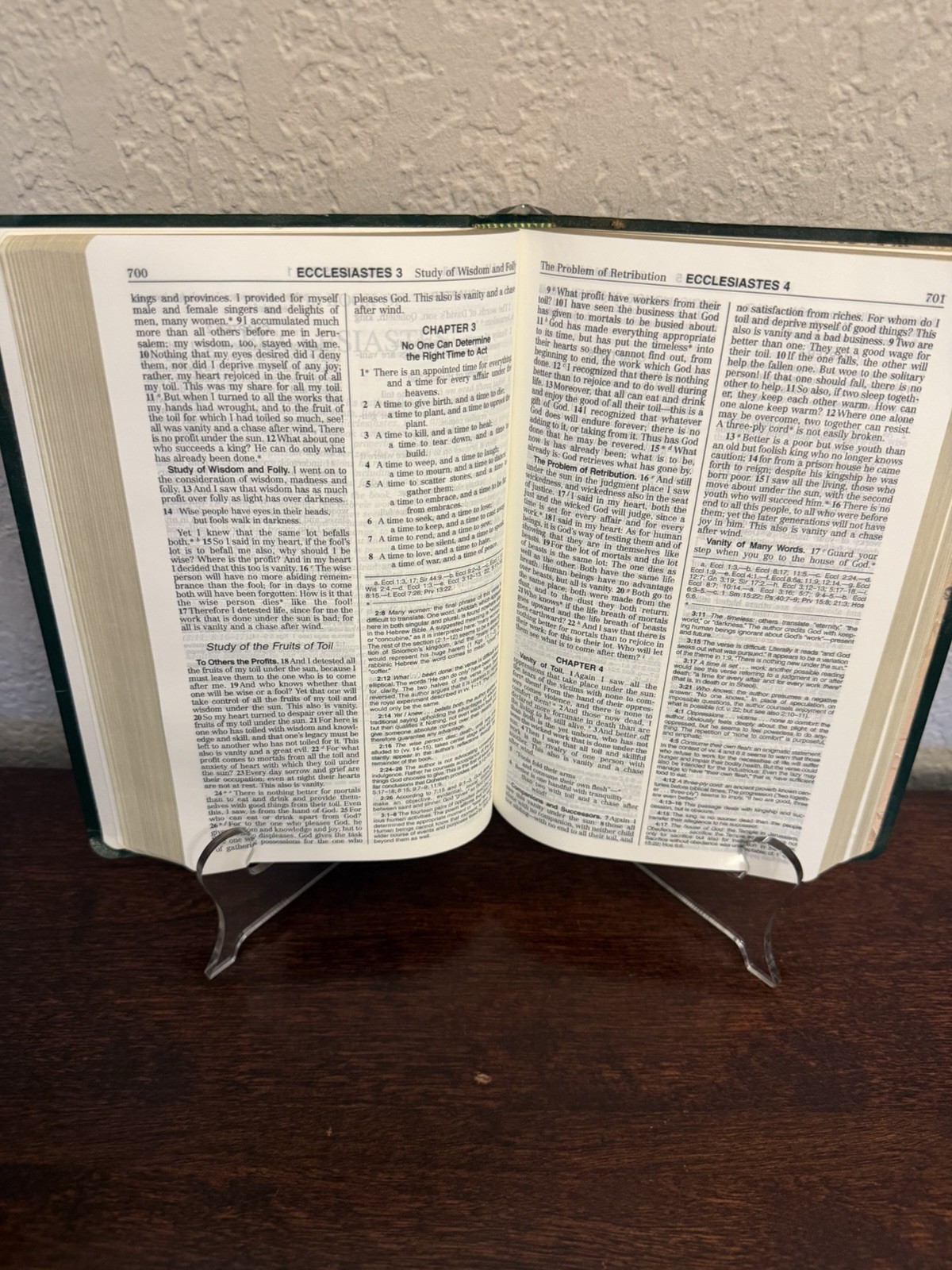 New American Bible World Catholic Press 2010 Revised Edition Green Cover
