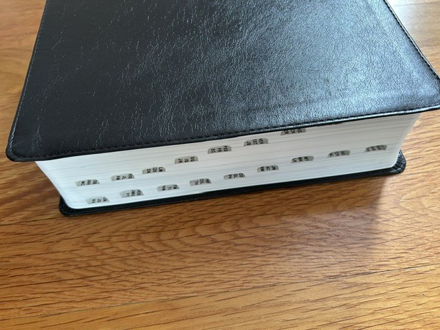 CSB HE READS TRUTH Bible – LeatherTouch – Indexed – Wide Margins – UNREAD