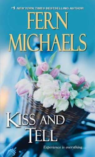 Kiss and Tell (Sisterhood) – Mass Market Paperback By Michaels, Fern – GOOD