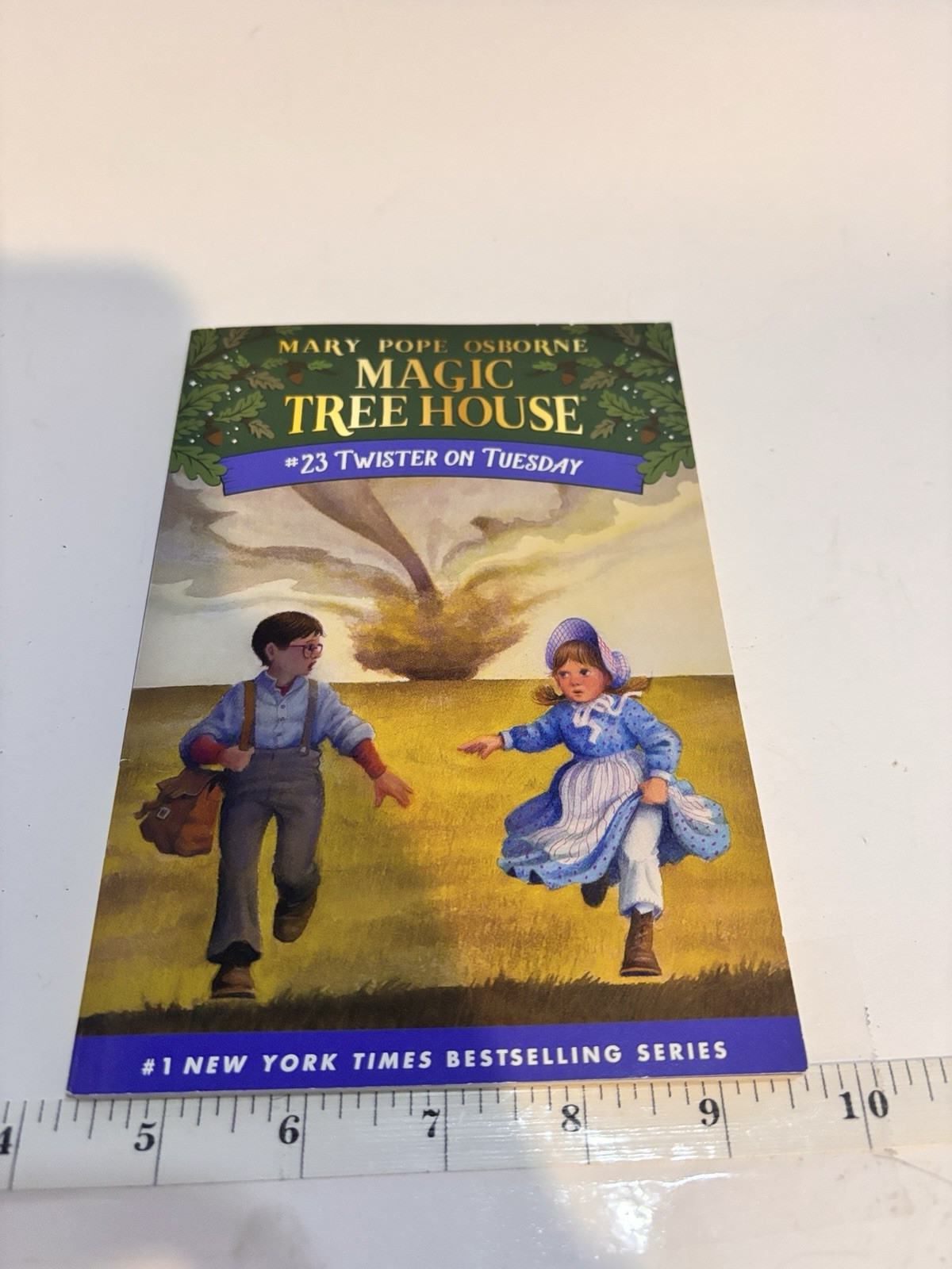 Twister on Tuesday by Mary Pope Osborne (2001, Digest Paperback)