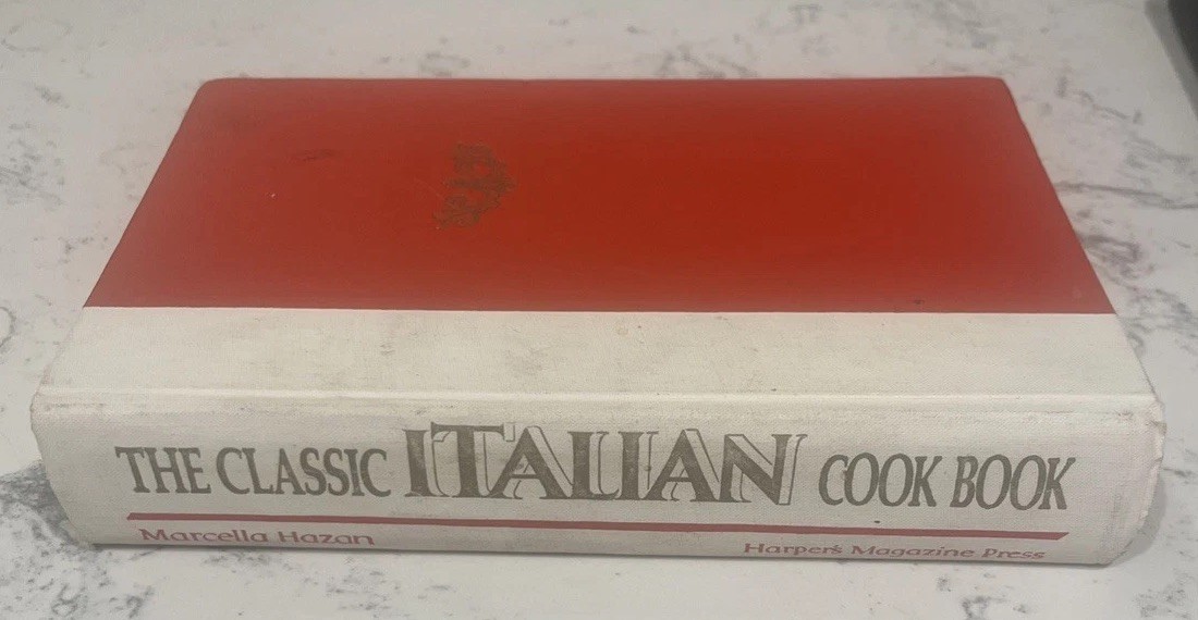 The Classic Italian Cook Book: The Art of Italian Cooking and the Italian Art…